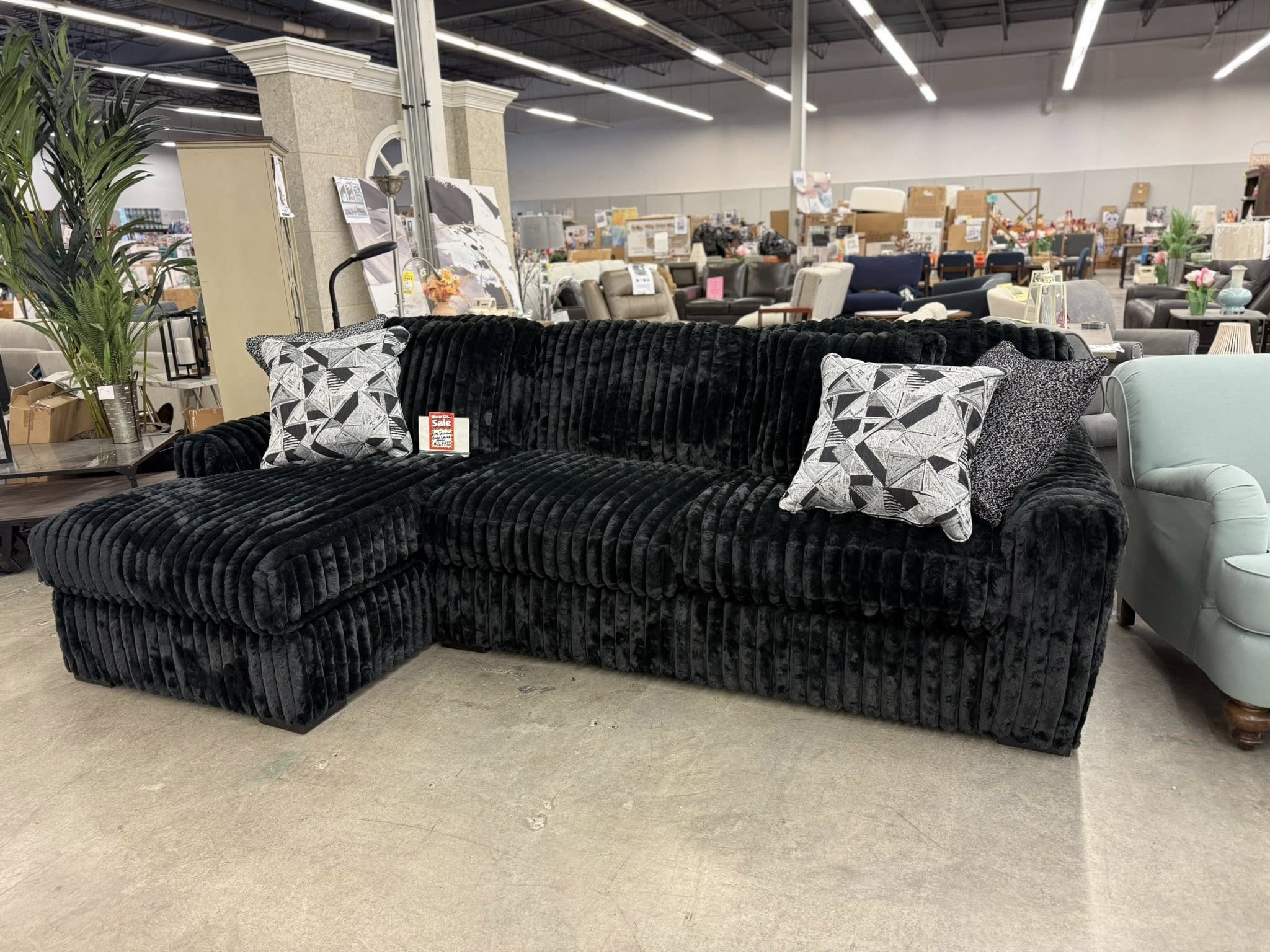 2 Piece Sectional colored Onyx - Pickup Only