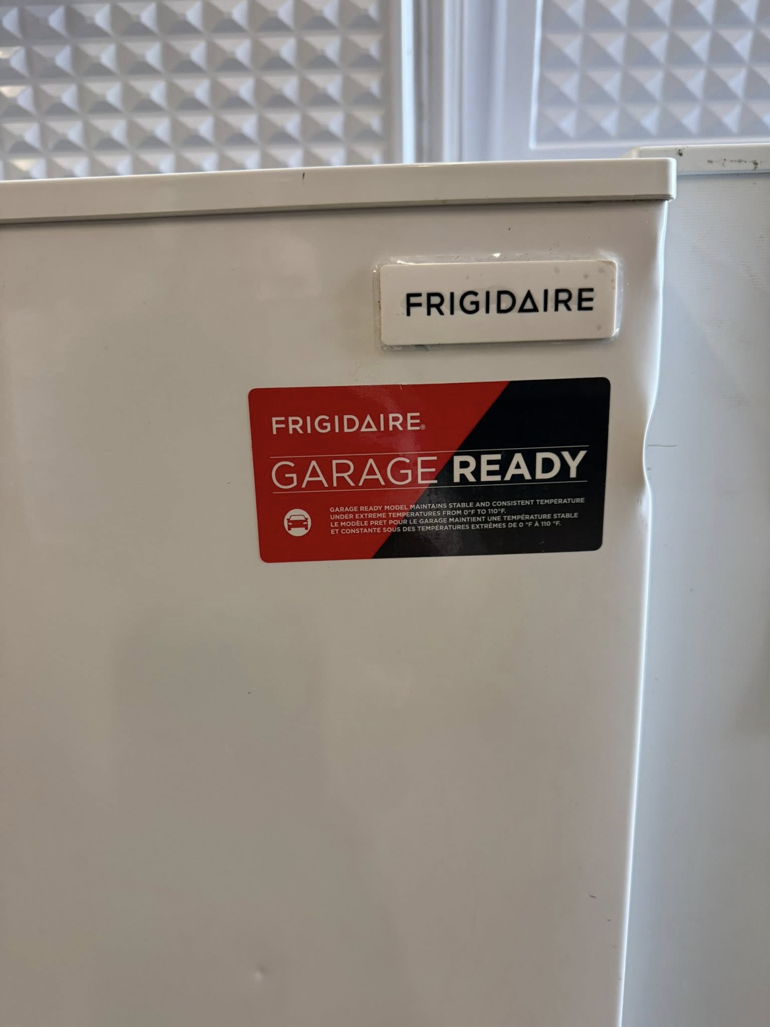 7.0 cu ft Manual Defrost Chest Freezer in White Garage Ready - Pickup Only